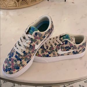 NIKE SB Charge CNVS PRM (GS)